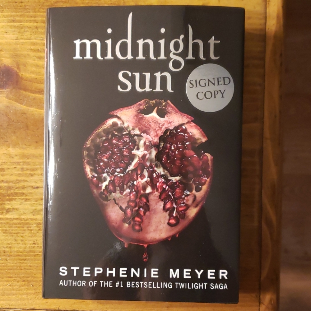 HOT signed copy Midnight Sun by Stephenie Meyer au